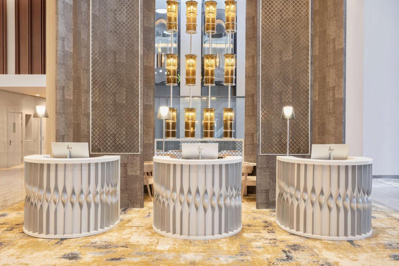 Radisson Blu Hotel Riyadh Convention And Exhibition Center 外观 照片 The hotel's lobby