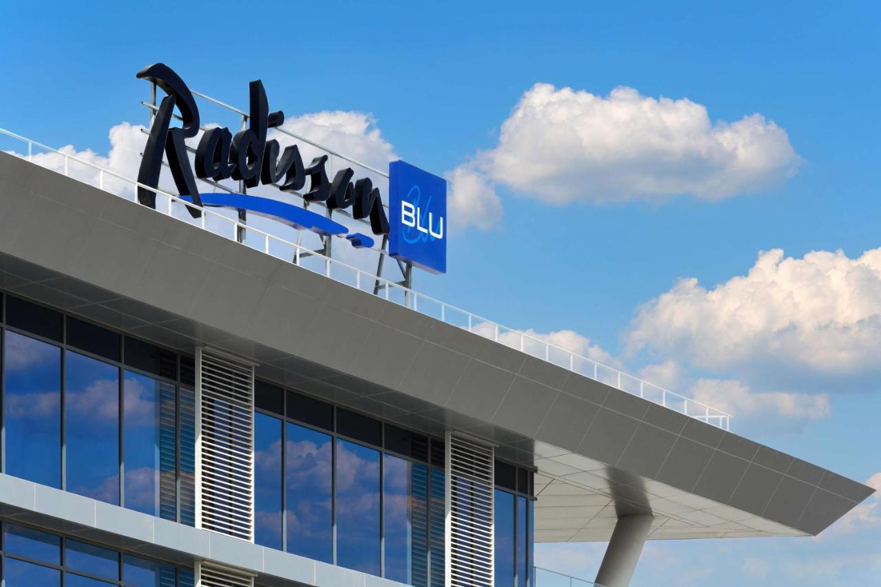 Radisson Blu Hotel Riyadh Convention And Exhibition Center 外观 照片 European Parliament
