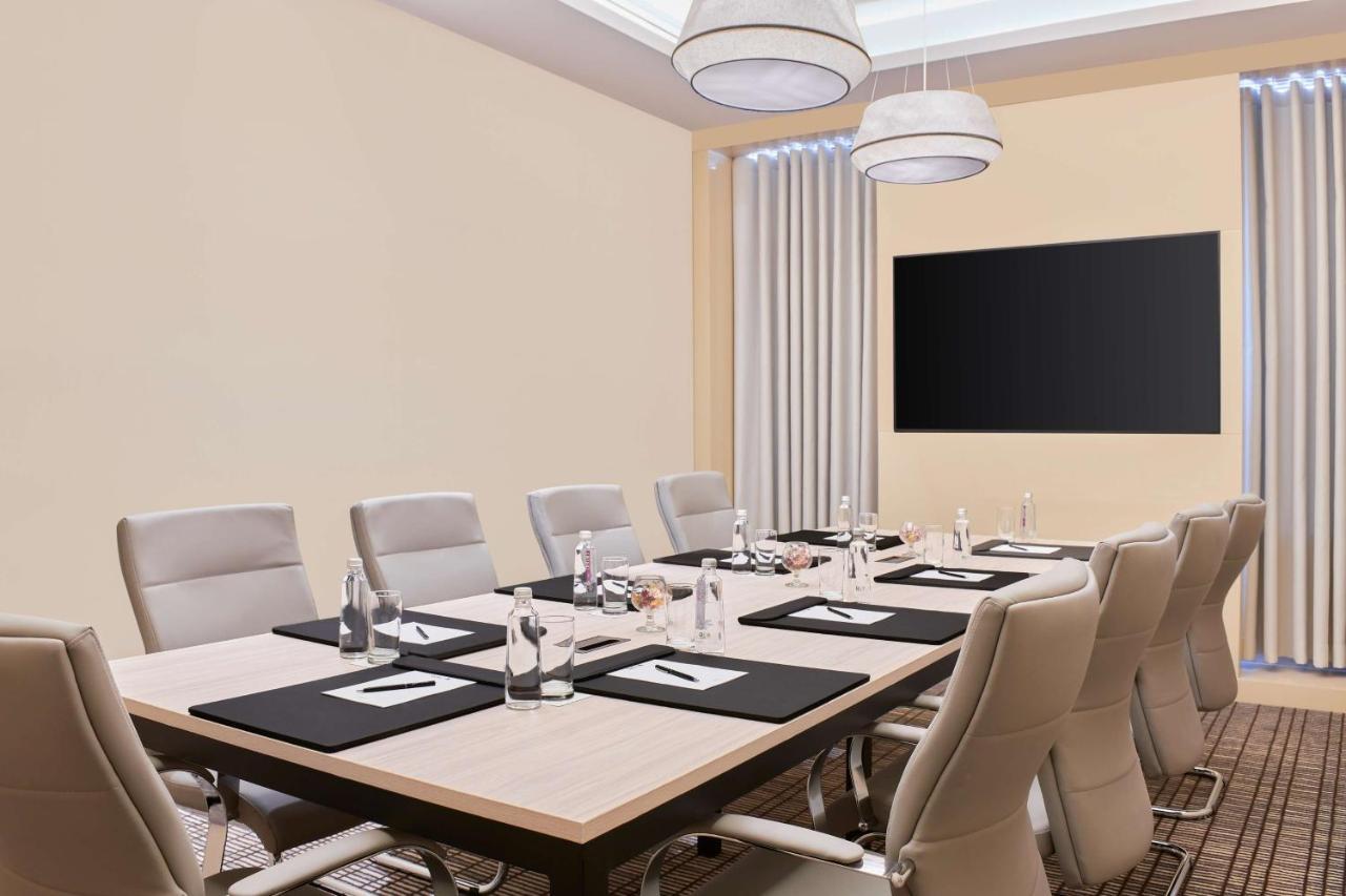 Radisson Blu Hotel Riyadh Convention And Exhibition Center 外观 照片 Meeting room