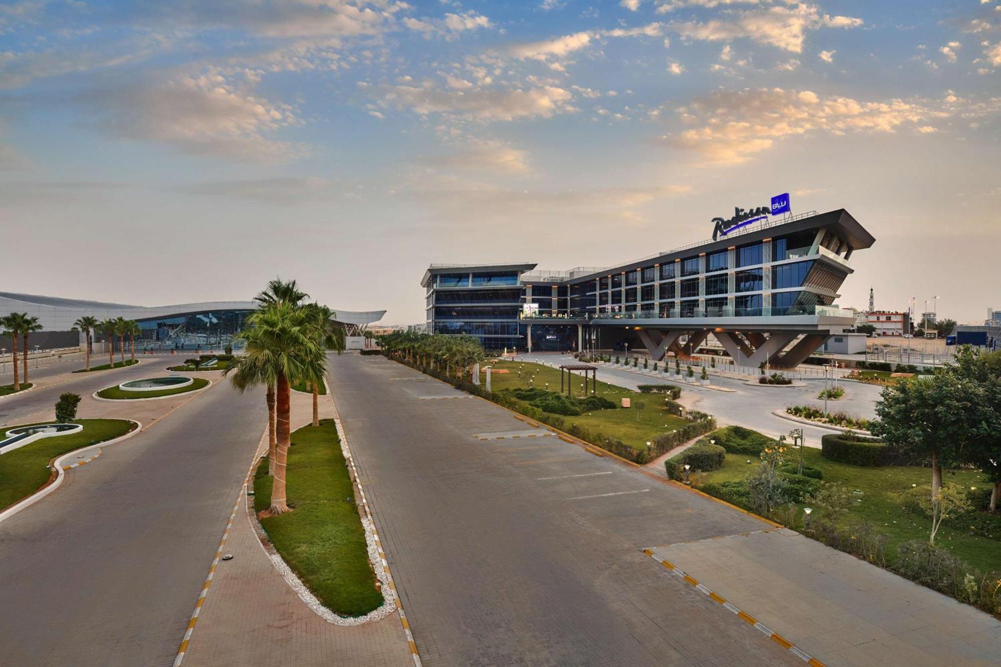 Radisson Blu Hotel Riyadh Convention And Exhibition Center 外观 照片 The terminal